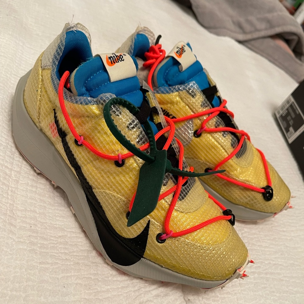 Nike x Off-White Vapor Street